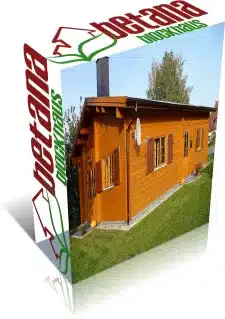 Eine Holzkiste mit einem Ferienhaus darauf.