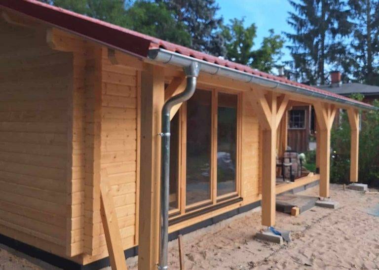 Individuelles Blockhaus nach Kundenwunsch Holzhütte, Sand